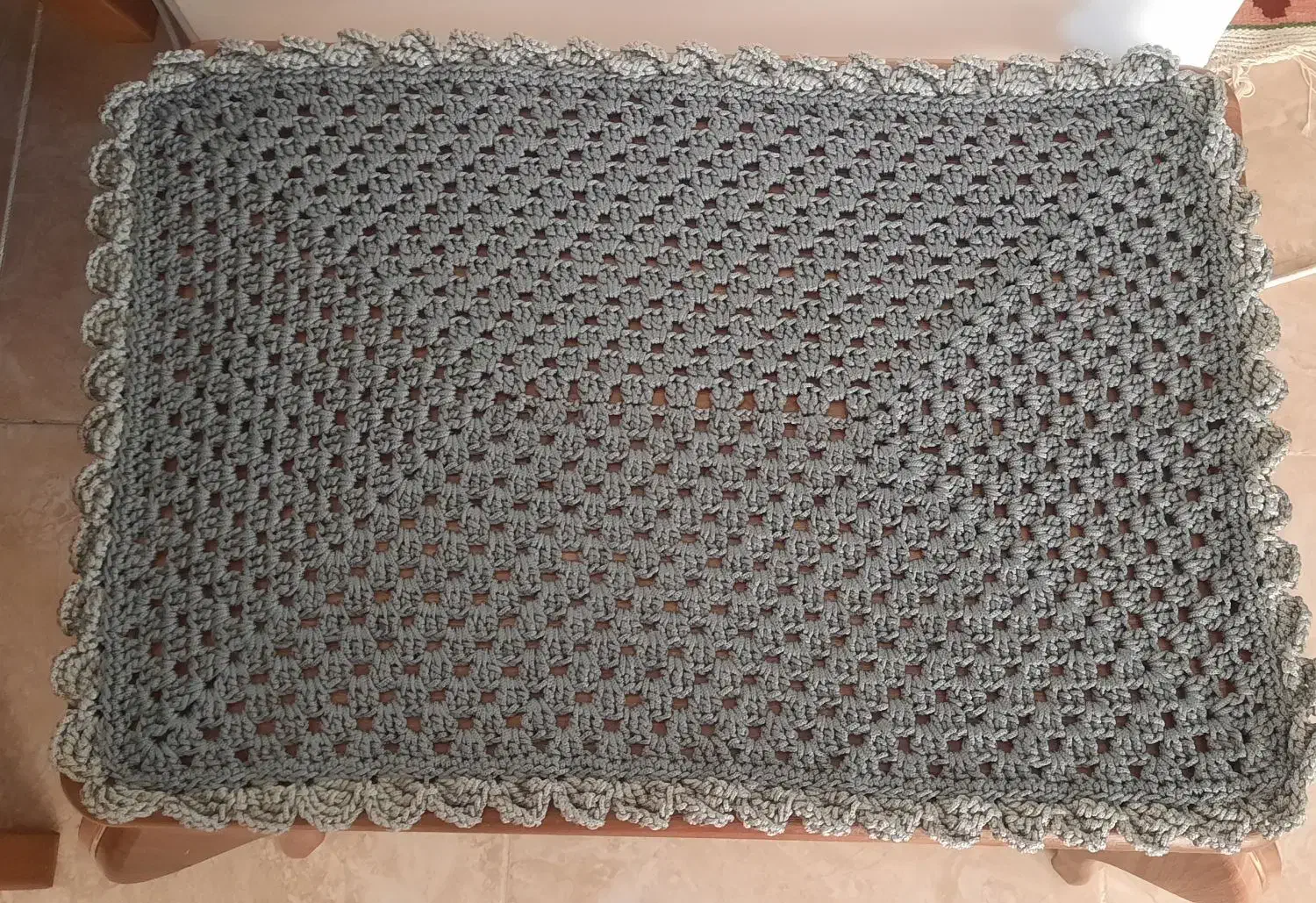 تعدادی وسایل صنایع دستی|پرده، رانر، رومیزی|رشت, کوی مهر|دیوار