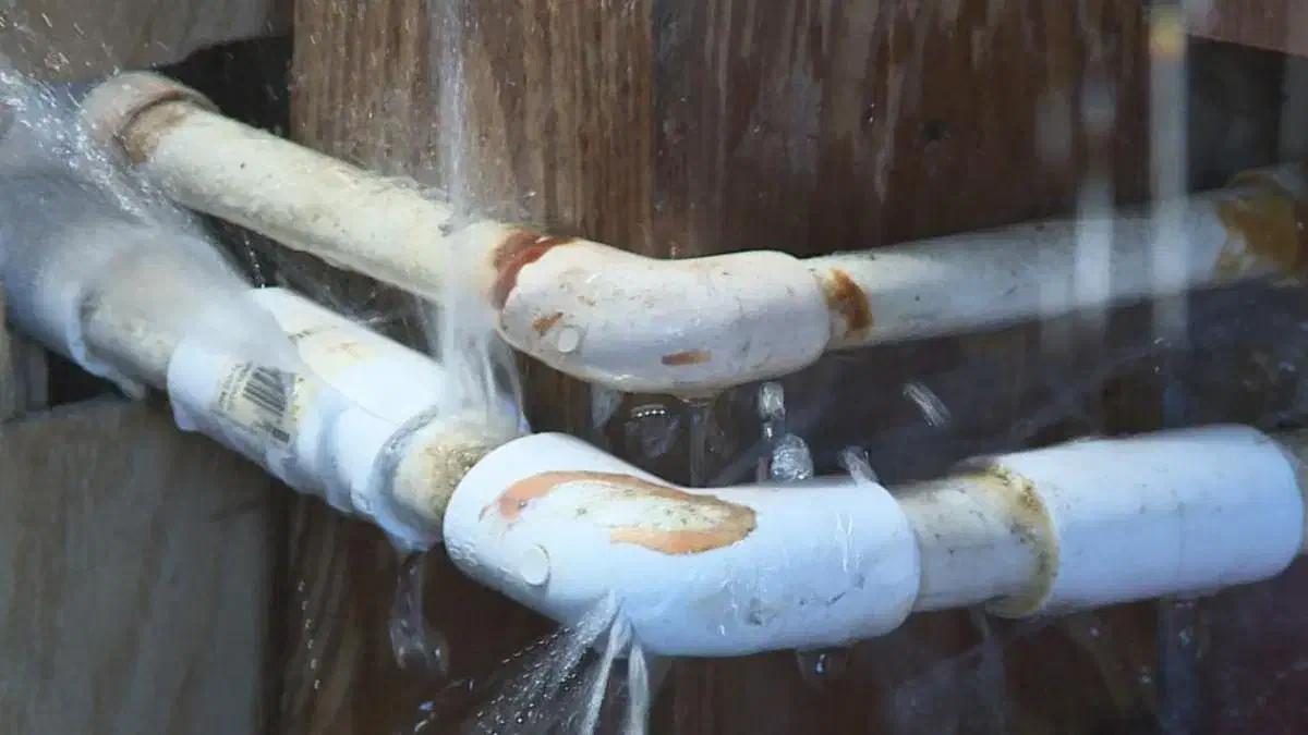 لوله کش پرندتاسیسات.نصاب یخچال لباسشویی لوله بازکن|خدمات پیشه و مهارت|پرند, فاز ۶|دیوار