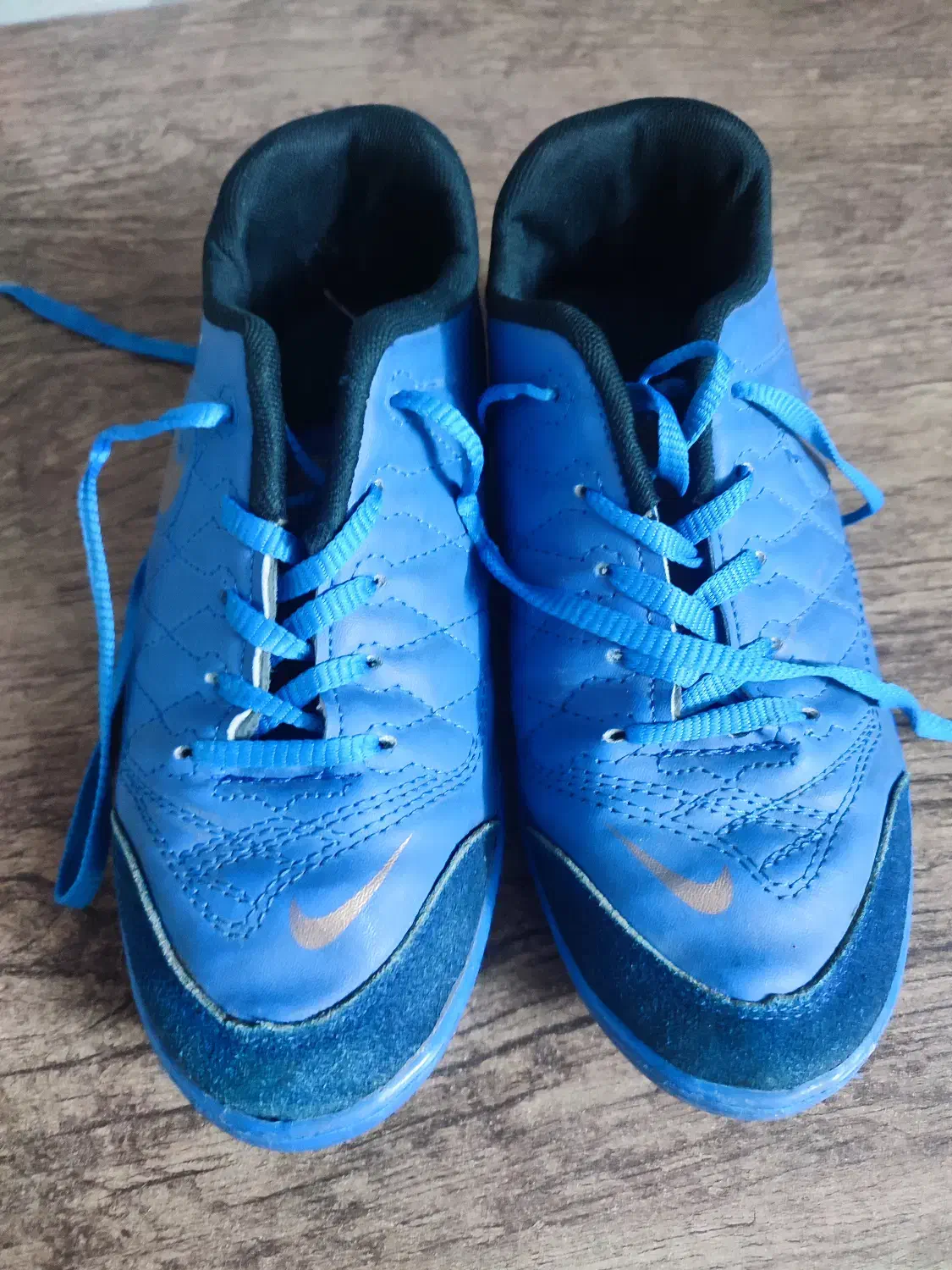 کفش فوتبالی آدیداس|کیف، کفش، کمربند|آران و بیدگل, |دیوار