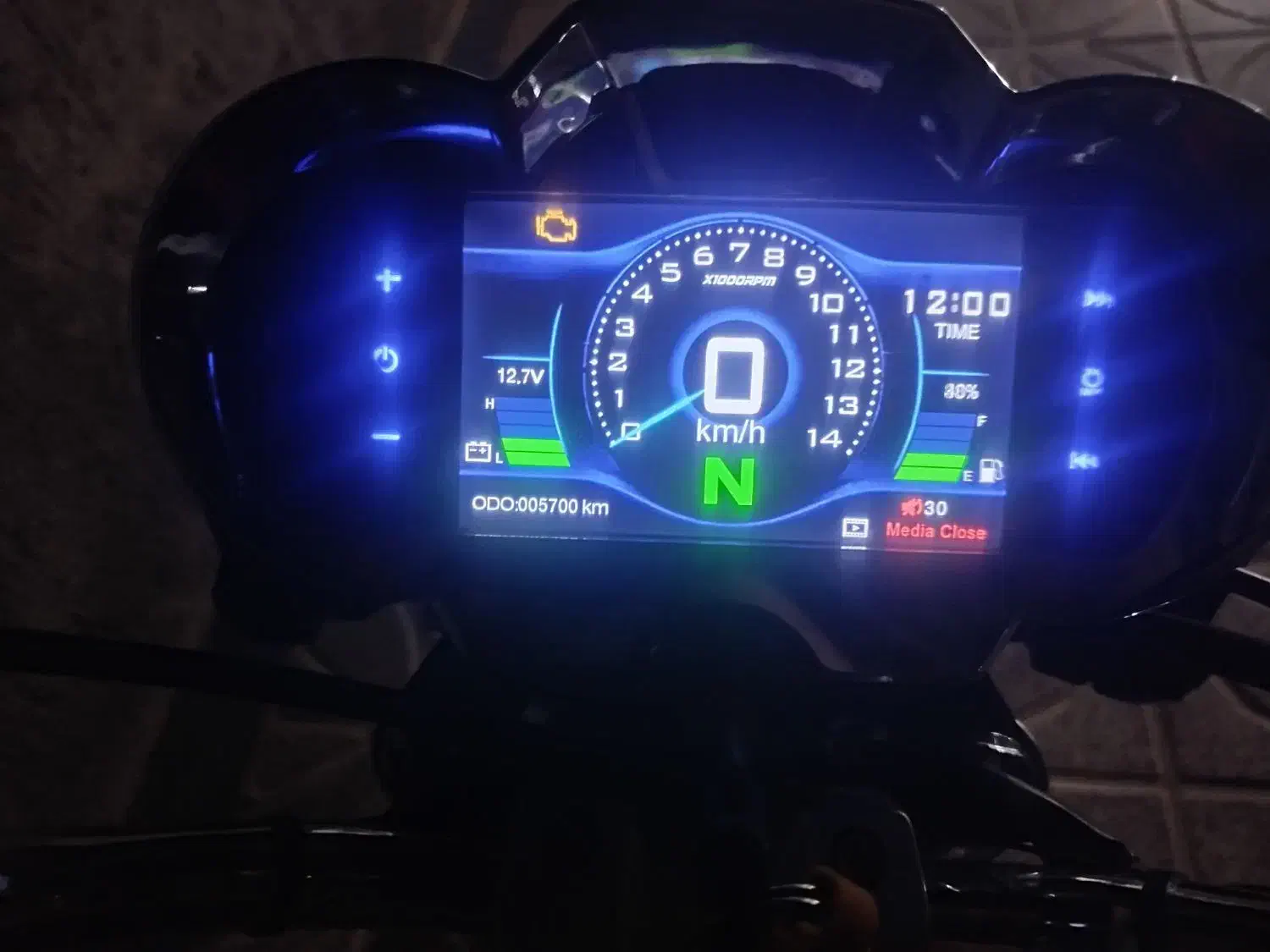 نیکتاز جفت دیکس|موتورسیکلت|جغتای, |دیوار