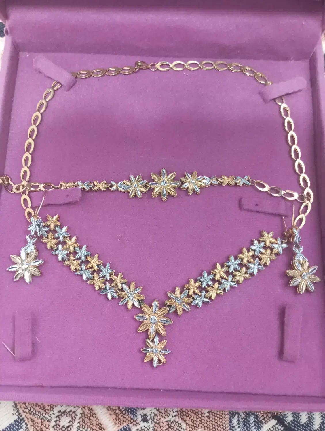 بدلیجات|بدلیجات|قروه, |دیوار