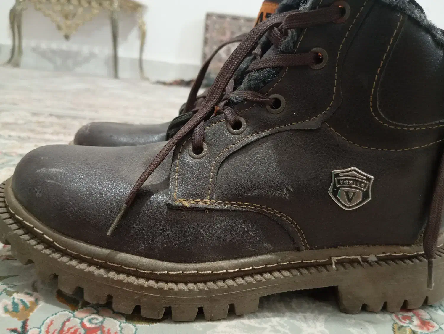 تعدادی کفش کشتی. فوتبالی. فوتسالی. زمستانی|کیف، کفش، کمربند|خرمآباد, |دیوار