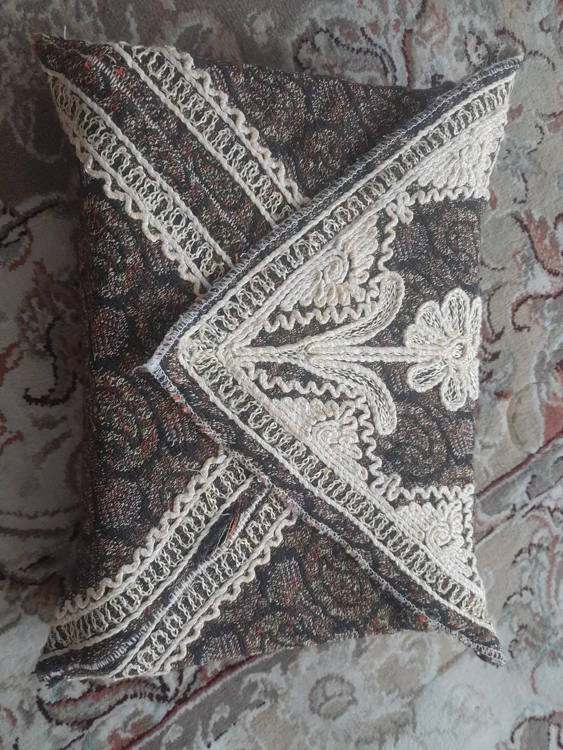 کتاب قرآن عتیقه ،در حد نو،سالم ،قیمت ۵۰،۰۰۰|کلکسیون اشیاء عتیقه|تهران, صاحب الزمان|دیوار