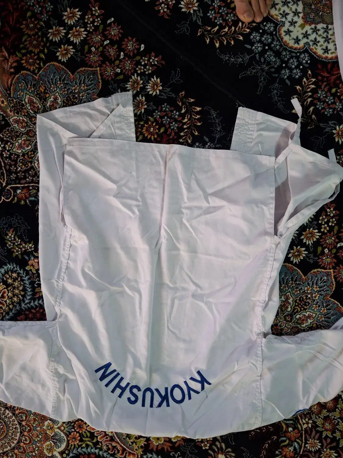 لباس کاراته در حد نو جنس عالی|لباس|باغستان, |دیوار