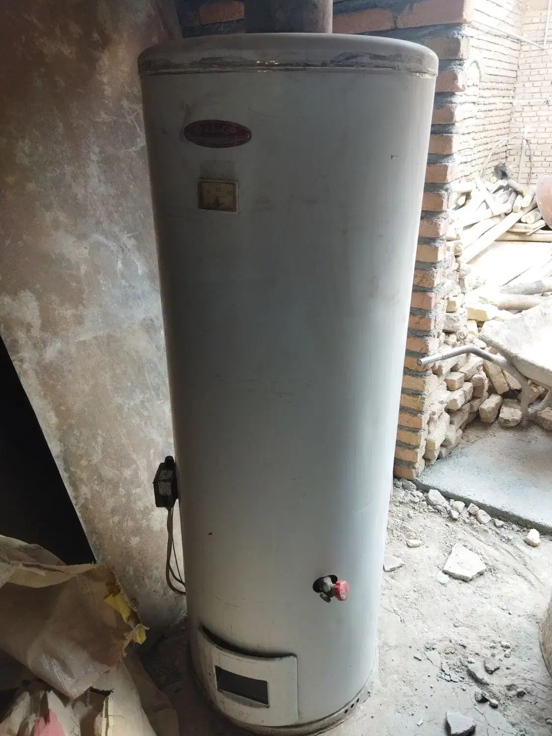 دیوار زمینی|آبگرمکن، پکیج، شوفاژ|صالح آباد, |دیوار