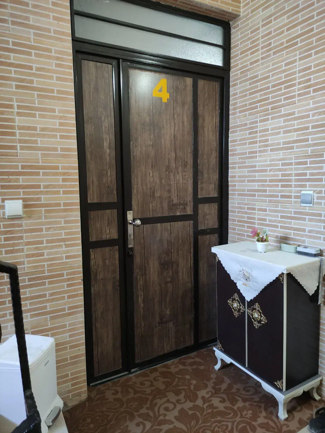 واحد یک خوابه نقلی تر و تمیز|فروش خانه و ویلا|کازرون, |دیوار