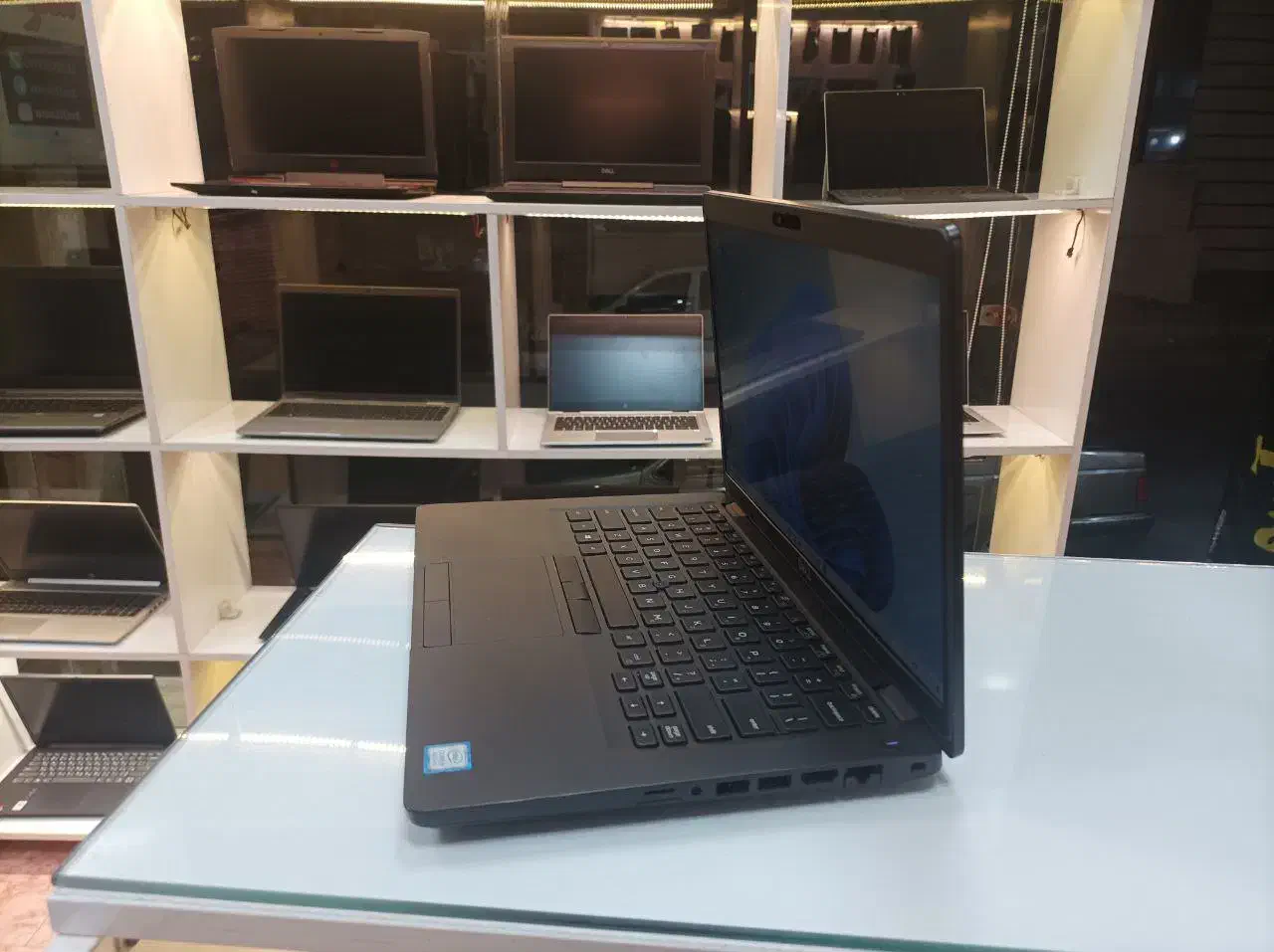 لپ تاپ لمسیDell latitude 5400     فروش اقساطی|رایانه همراه|سمنان, |دیوار