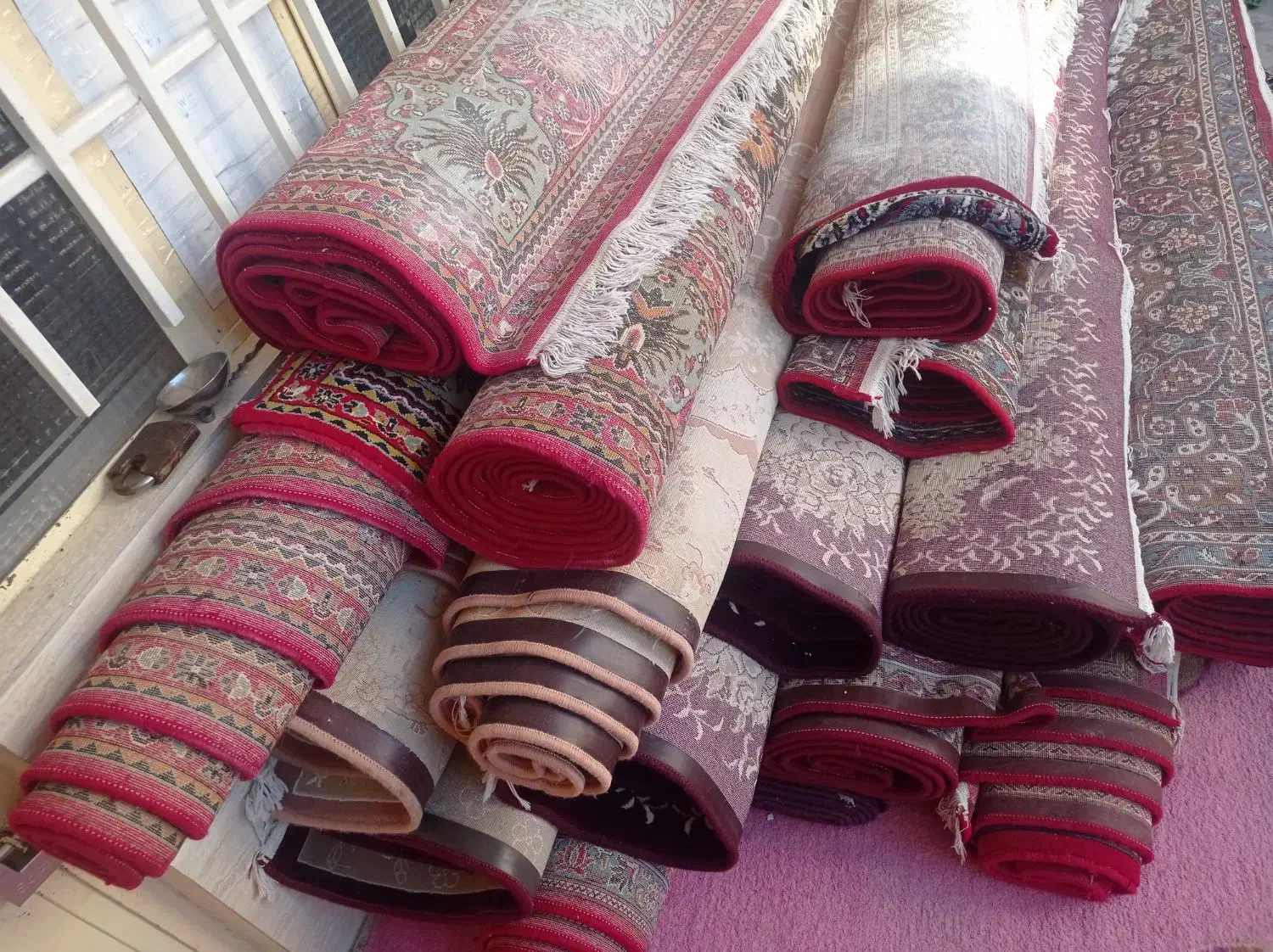 تعدادی فرش دسته دوم|فرش|علی‌آباد کتول, |دیوار