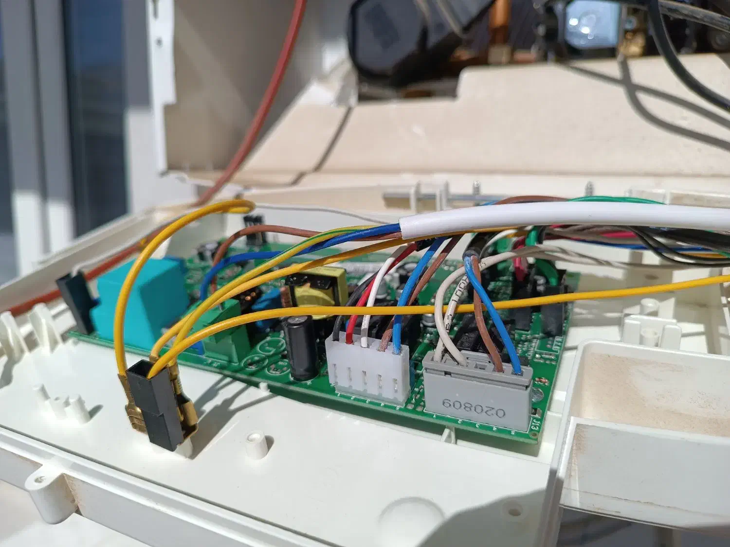 تعمیر پکیج آبگرمکن وبرد پکیج در منزل مشتری|خدمات پیشه و مهارت|بروجرد, |دیوار