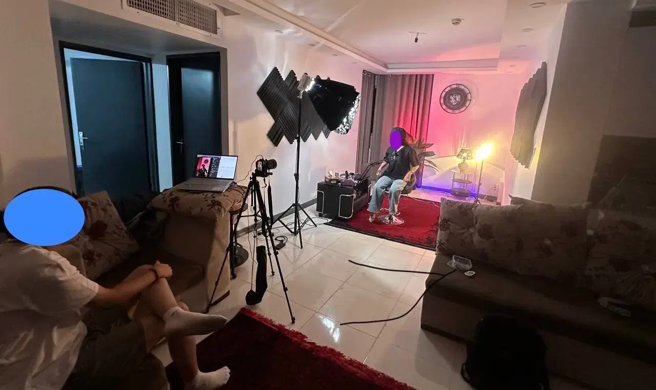 استودیو تولید محتوا|اجارهٔ کوتاه‌مدت دفتر کار و فضای آموزشی|صدرا-فارس, فاز ۱|دیوار