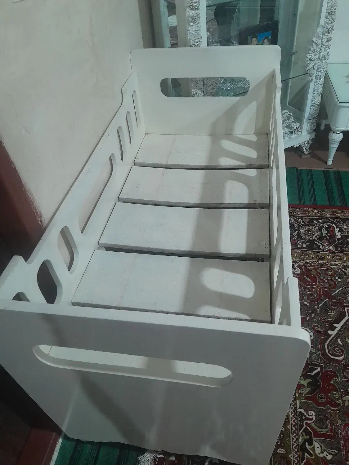 تخت کودک|تخت و صندلی بچه|شوط, |دیوار