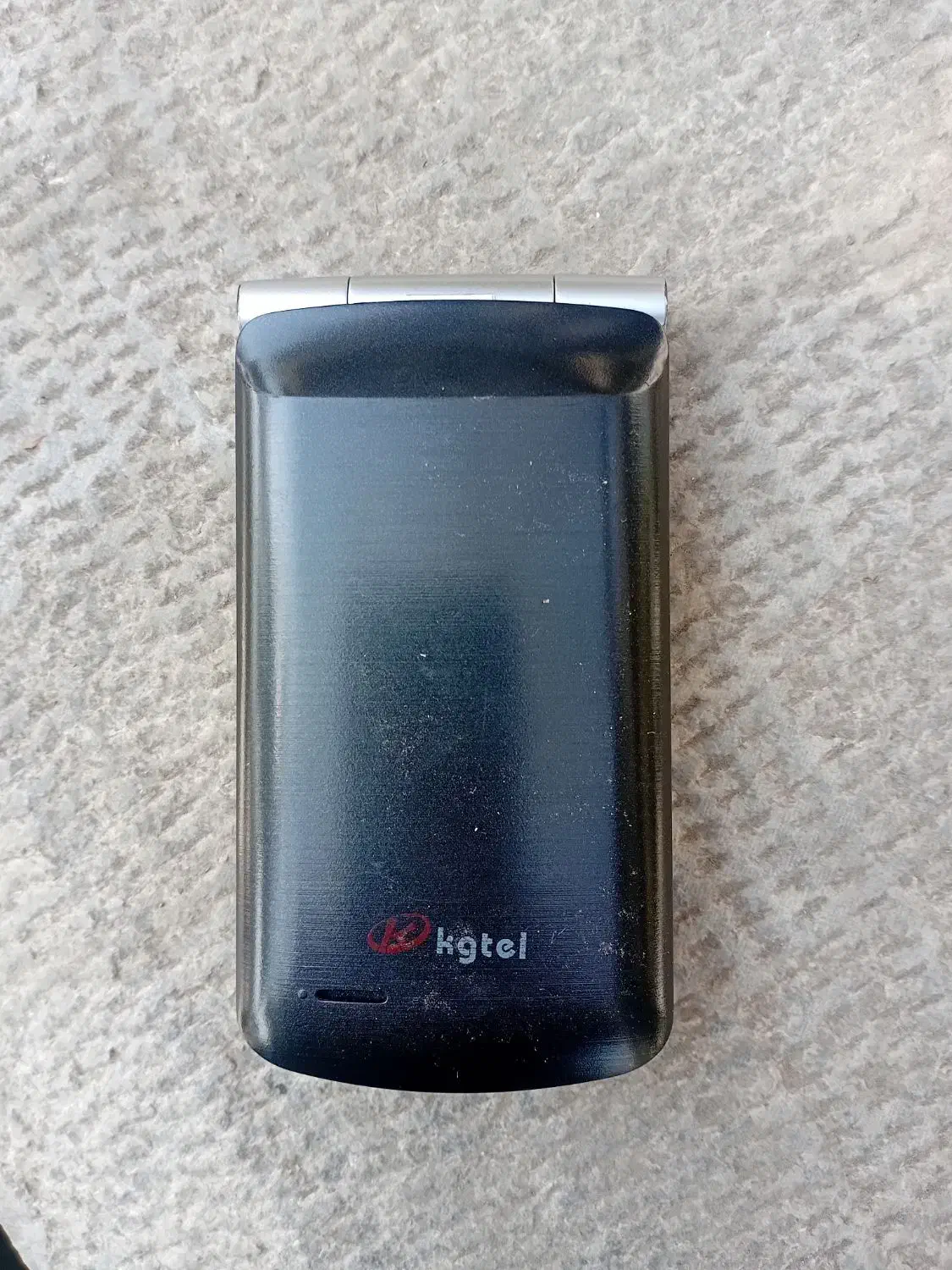 گوشی تاشو kgtel درجه ۱ با کارکرد کم|موبایل|اصفهان, ملکشهر|دیوار