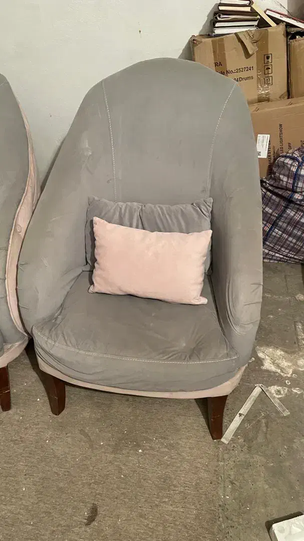 ۲ عدد مبل راحتی|مبلمان خانگی و میز عسلی|تهران, مجیدیه|دیوار