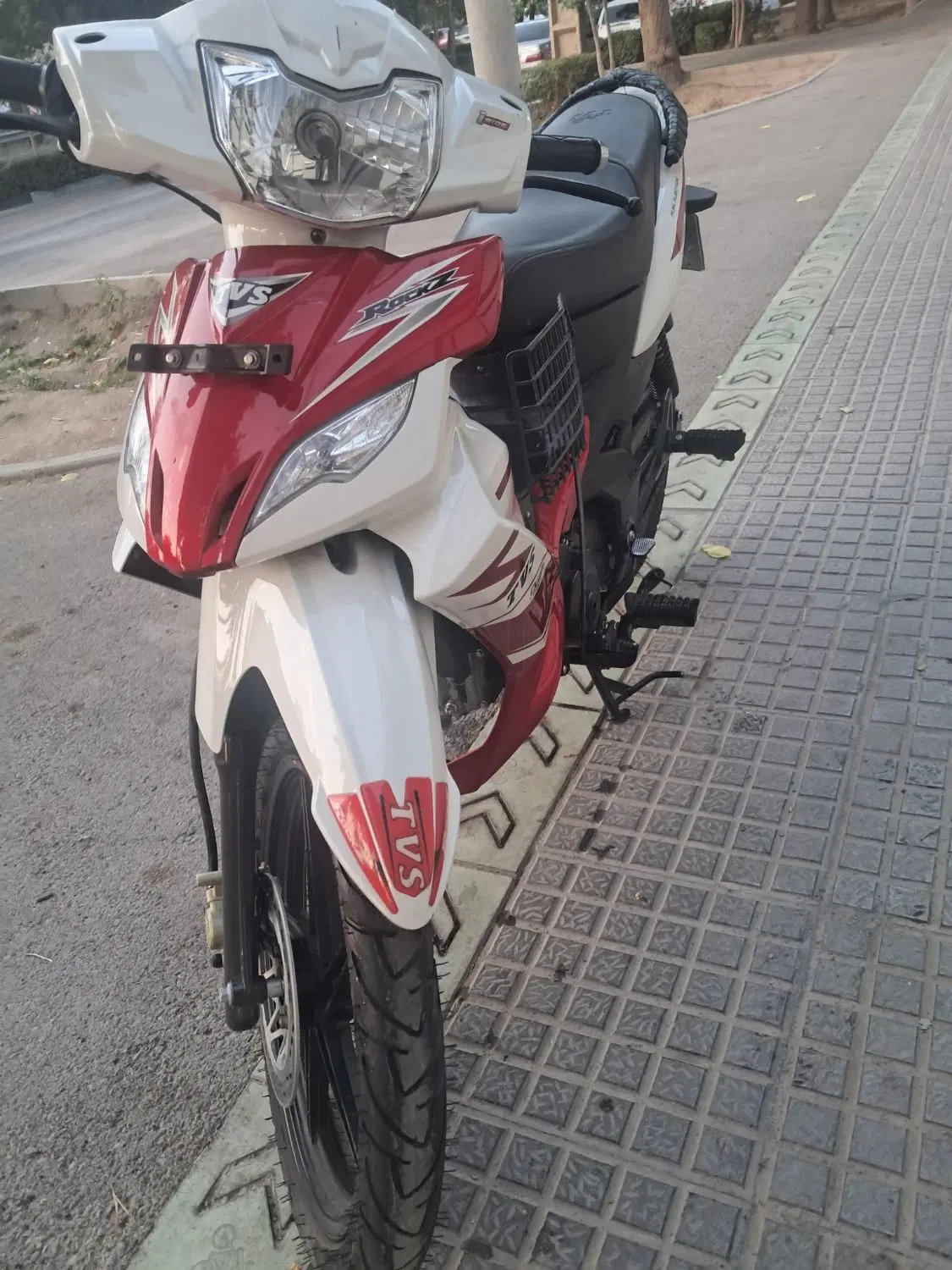 tvs1403|موتورسیکلت|اصفهان, ملاصدرا|دیوار