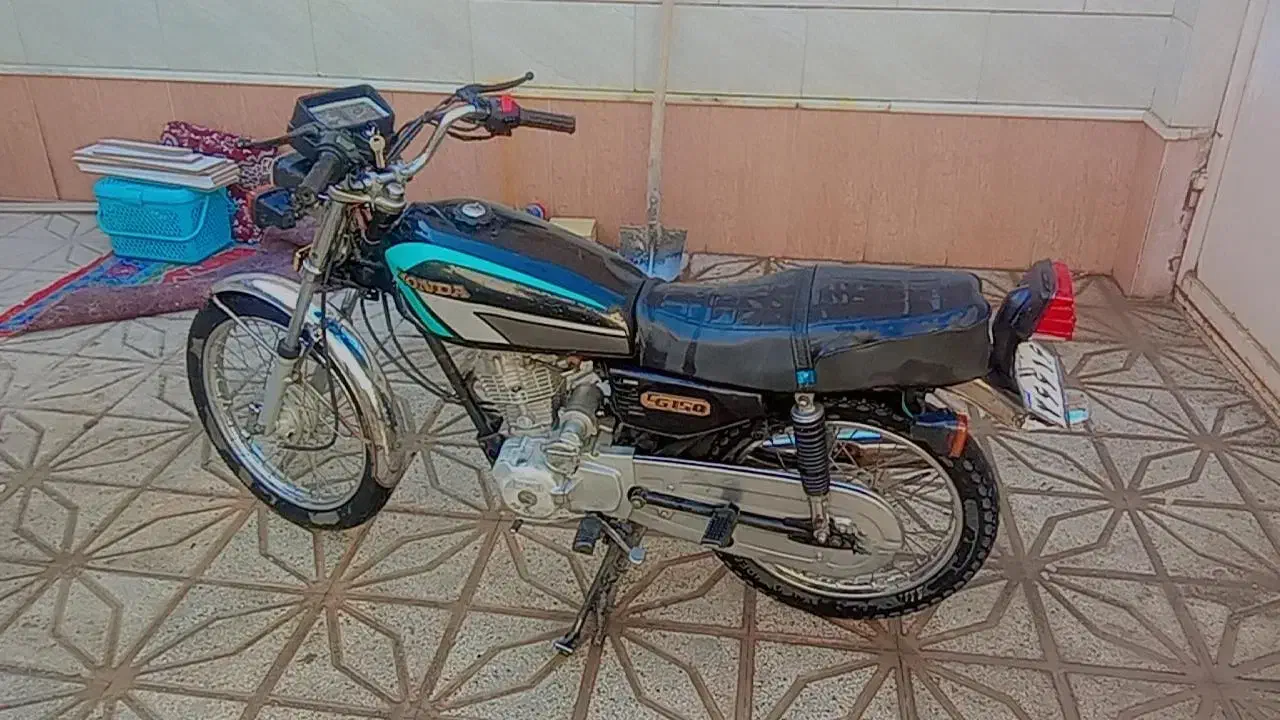 موتور احسان مدل ۹۴ سالم با سند سفید تازه تعمیر|موتورسیکلت|بردسکن, |دیوار