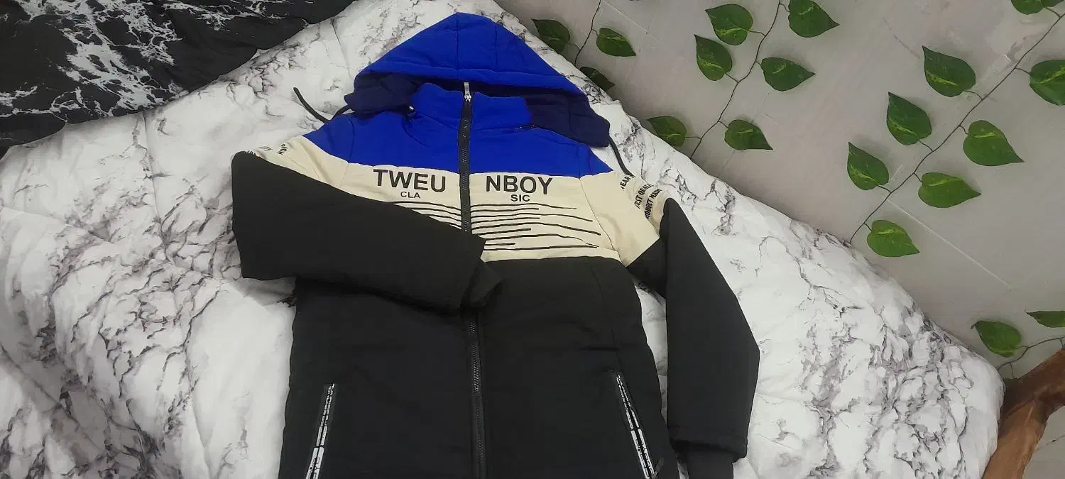 کاپشن نو|لباس|چهارباغ, |دیوار