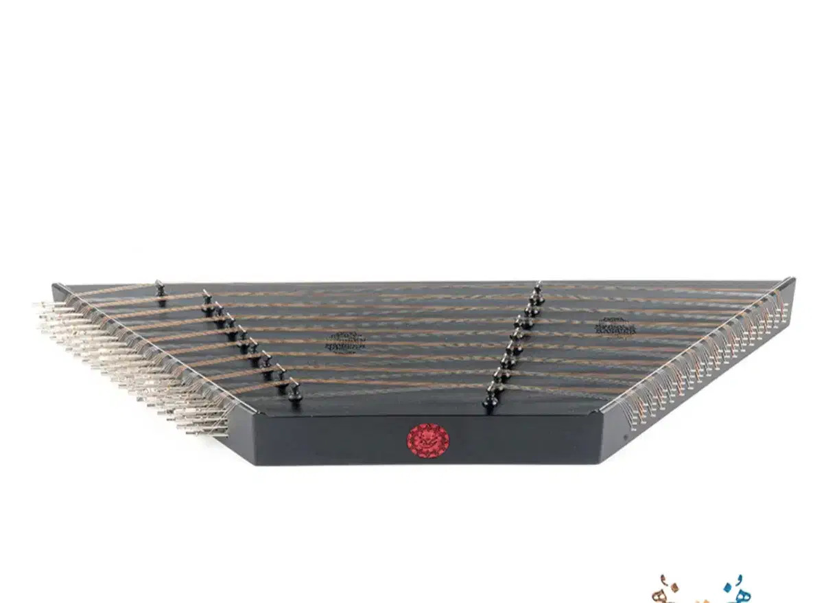 سنتور تک آس کار دست|سازهای سنتی|شیراز, فرهنگ شهر|دیوار