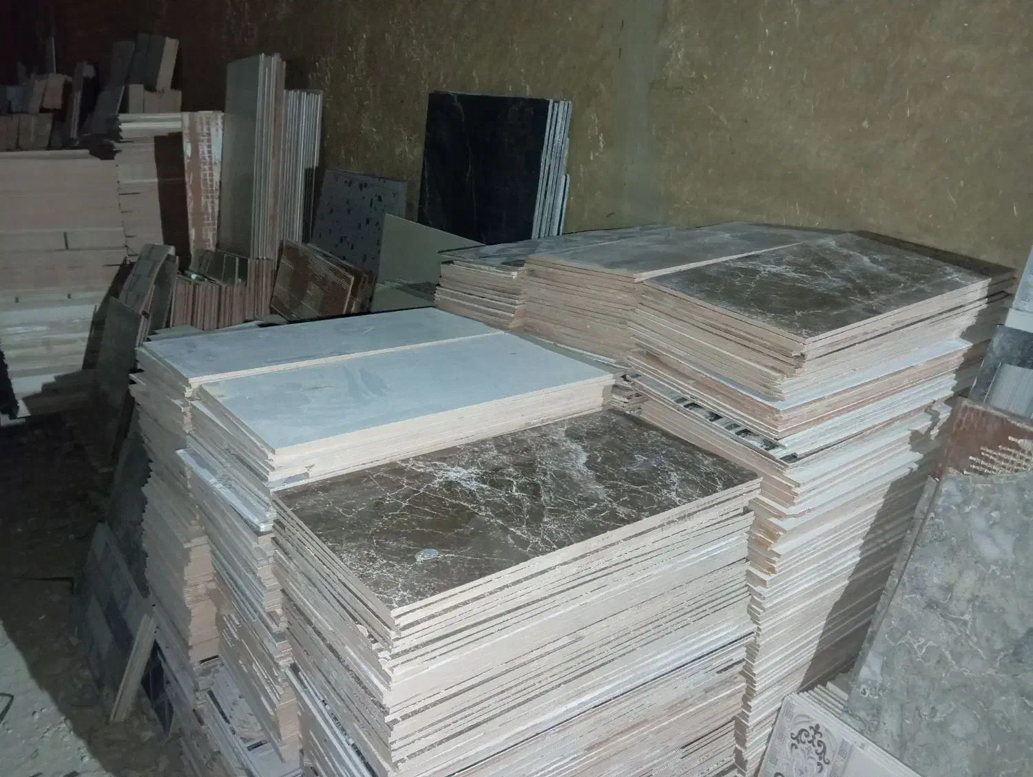 سرامیک فله|عمدهفروشی|نیریز, |دیوار