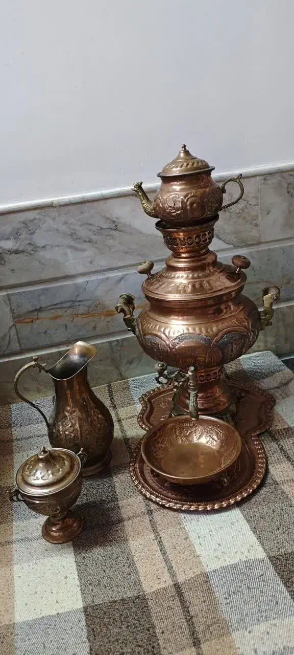 مس کیلویی ۱۶۰۰ نونو حدودا ۱۶کیلوهستش|ظروف پختوپز|آران و بیدگل, |دیوار