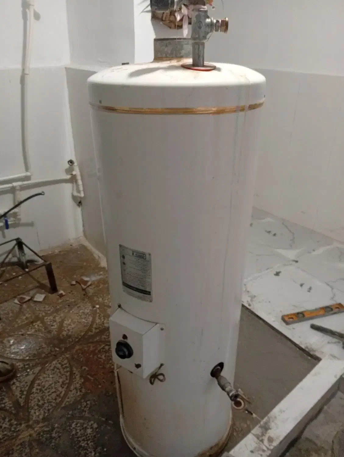 ابگرم کن|آبگرمکن، پکیج، شوفاژ|مریوان, |دیوار