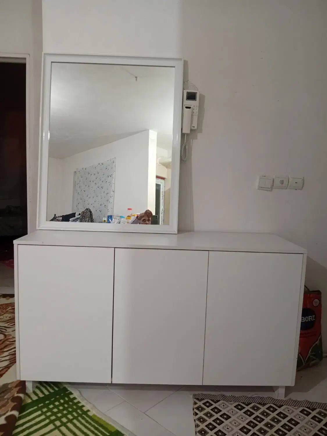 کنسول   به قیمت  ۴ میلیون|بوفه، ویترین، کنسول|محمدیه-قزوین, |دیوار