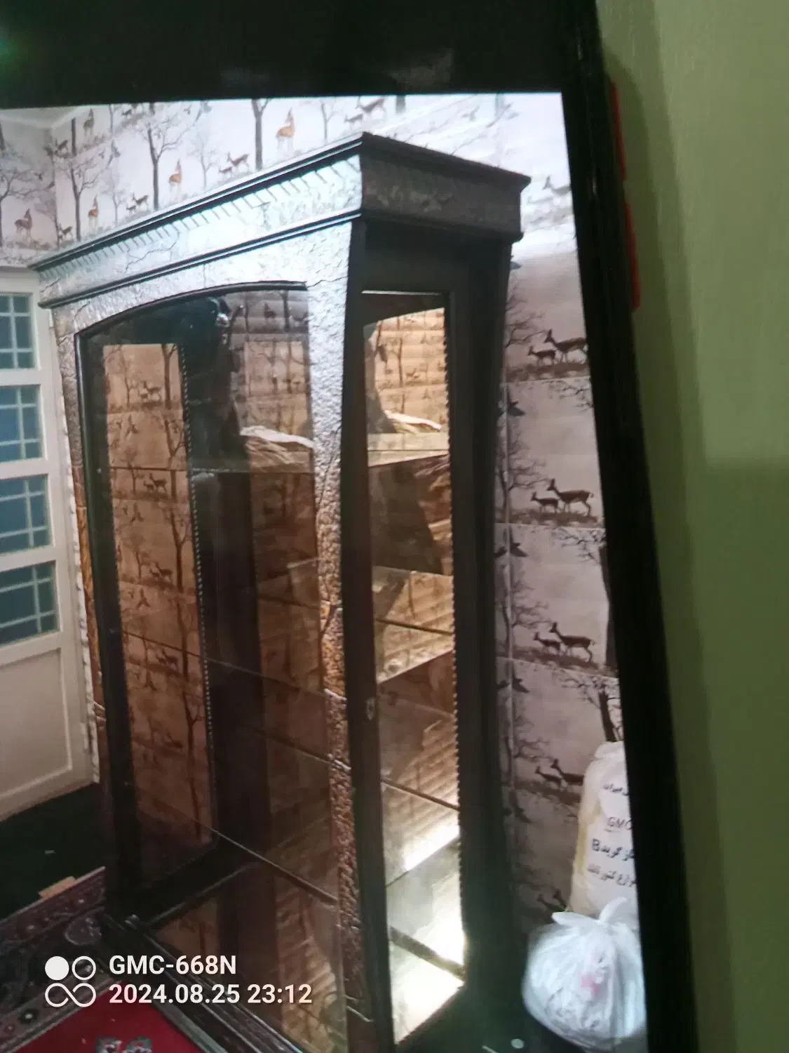 ویترین و میز تلویزیون|بوفه، ویترین، کنسول|کاشان, ملا حبیبالله شریف|دیوار