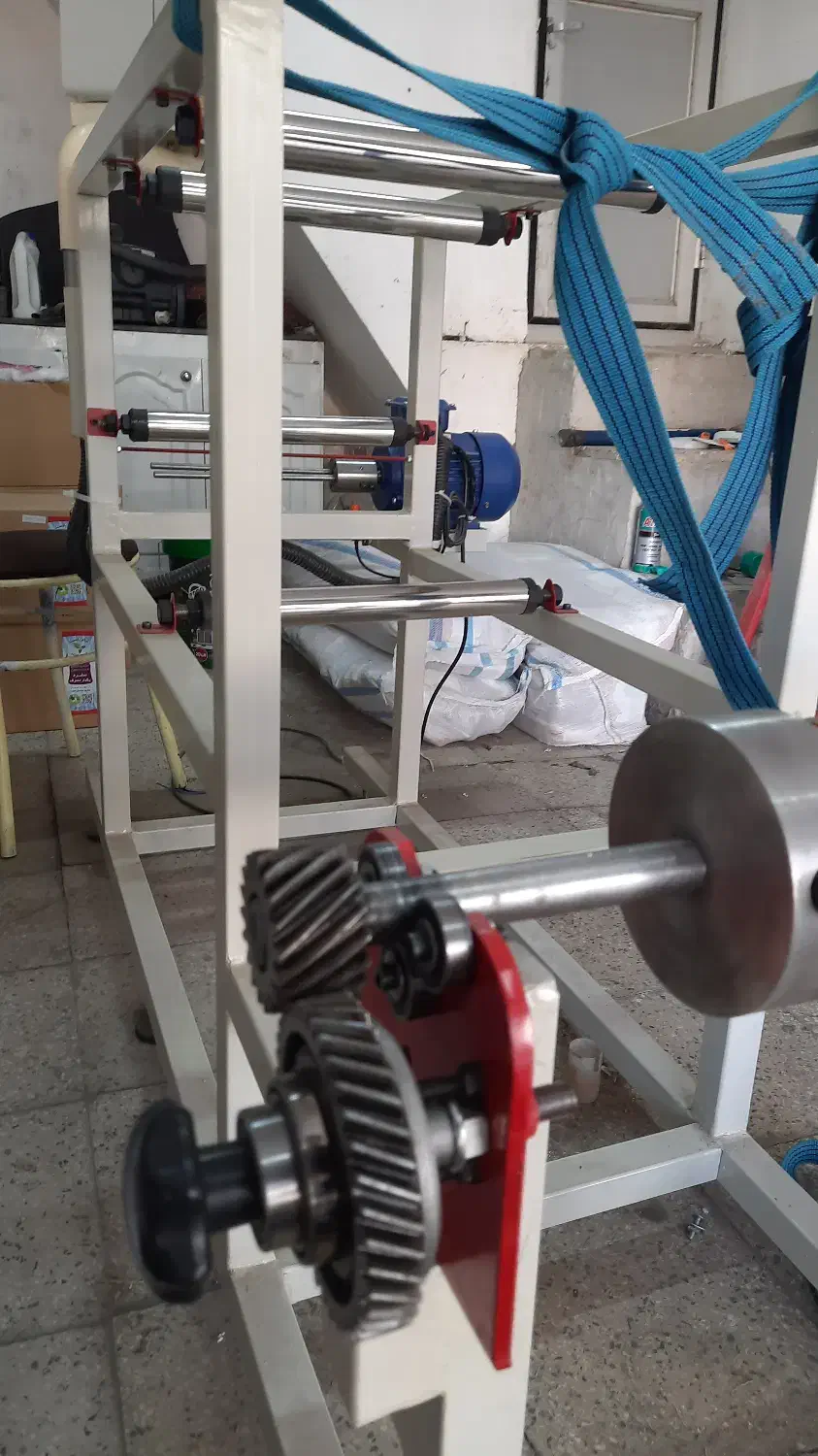 دستگاه رول کن کیسه زباله  سفره|ماشین‌آلات صنعتی|میانه, |دیوار