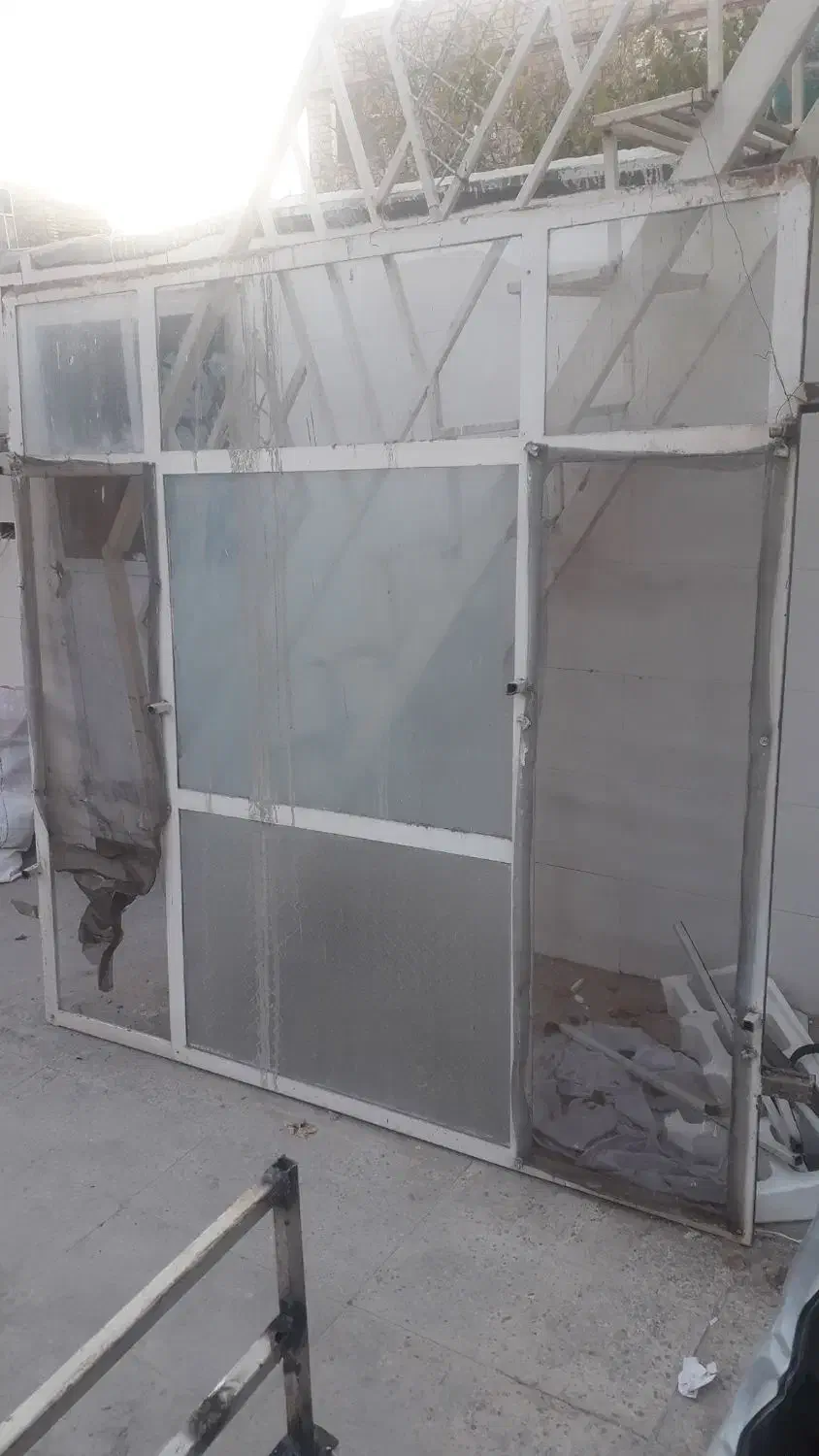 پنجره آهنی۲در۲|مصالح و تجهیزات ساختمان|مشهد, خواجه ربیع|دیوار