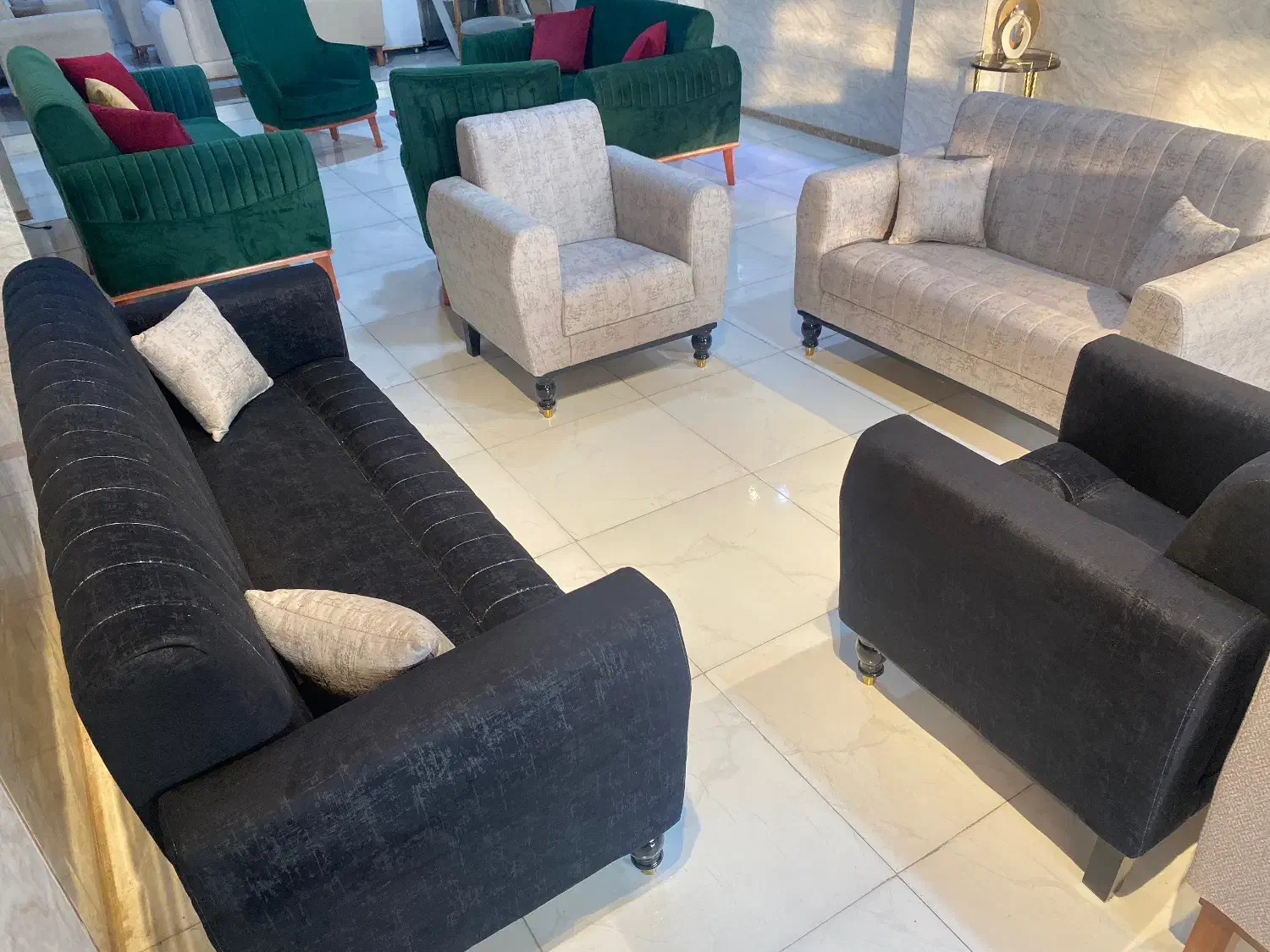 مبل الماس ،قیمت مناسب|مبلمان خانگی و میز عسلی|خمام, |دیوار