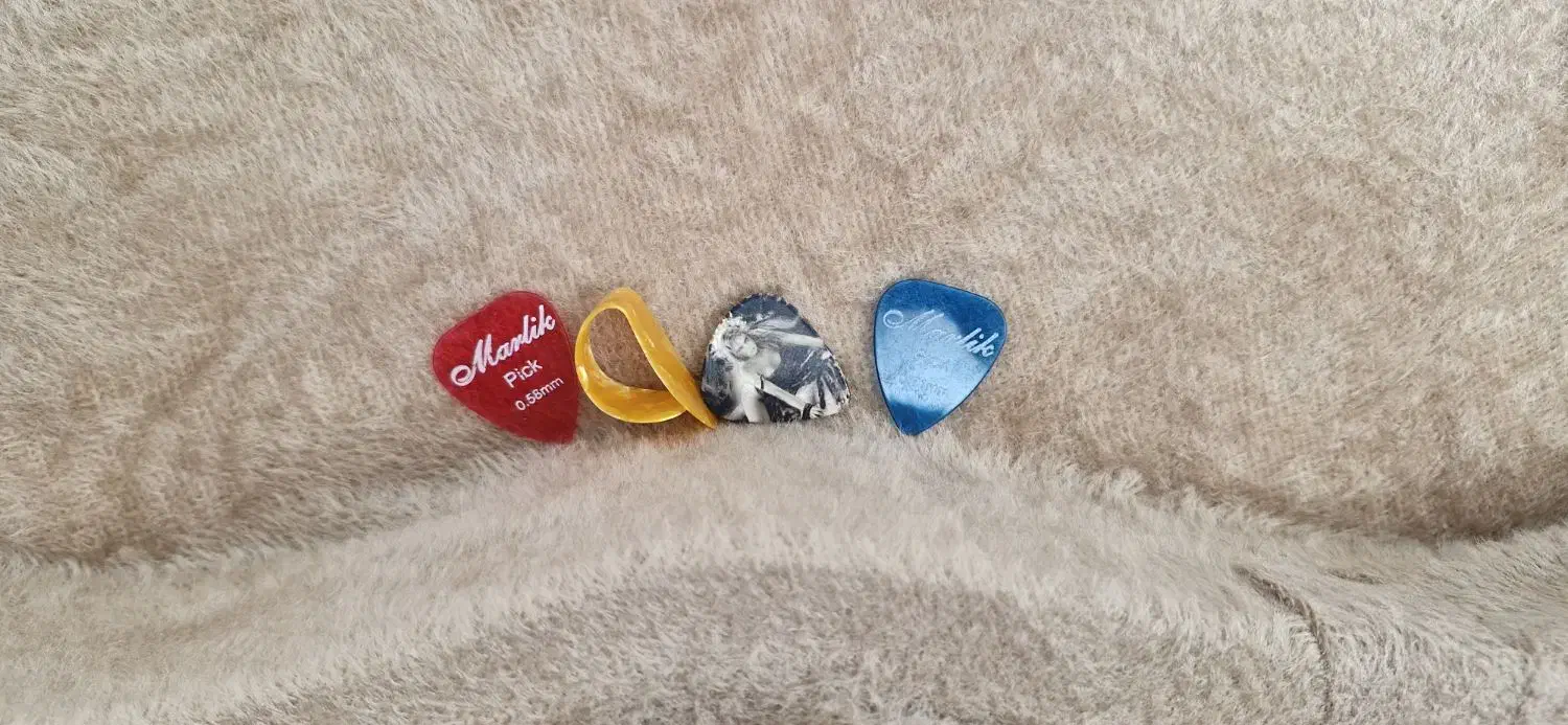 گیتار نو همراه با هارد باکس|گیتار، بیس، امپلیفایر|دورود, |دیوار