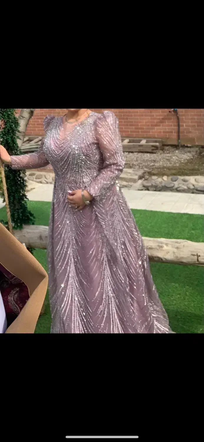 لباس مجلسی|لباس|تبریز, |دیوار