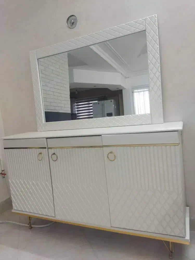 میز کنسول ۳درب با آینه به اضافه میز تی وی|بوفه، ویترین، کنسول|گرگان, |دیوار