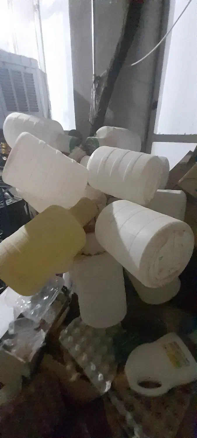 دبه (تنگه)ی خیارشور ۲۵ عدد|ظروف نگهدارنده، پلاستیکی، یک‌بارمصرف|پیرانشهر, |دیوار