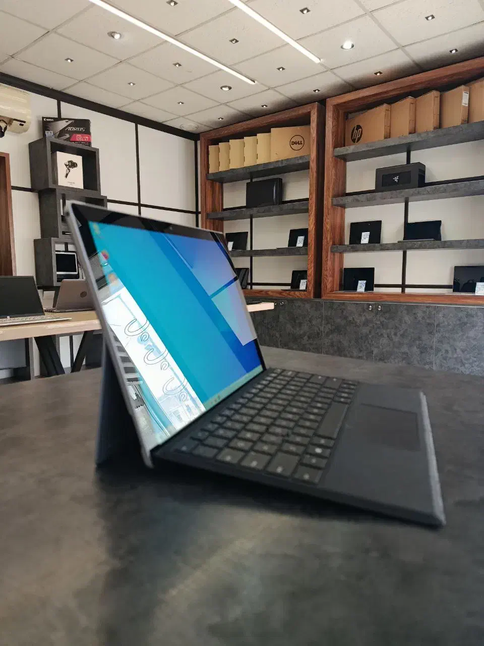 سورفیس مناسب کارمندان Surface Pro 5|رایانه همراه|قم, صفائیه|دیوار