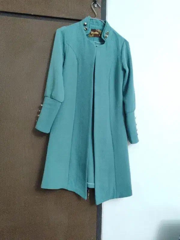 تعدادی مانتو نو|لباس|ساوه, |دیوار