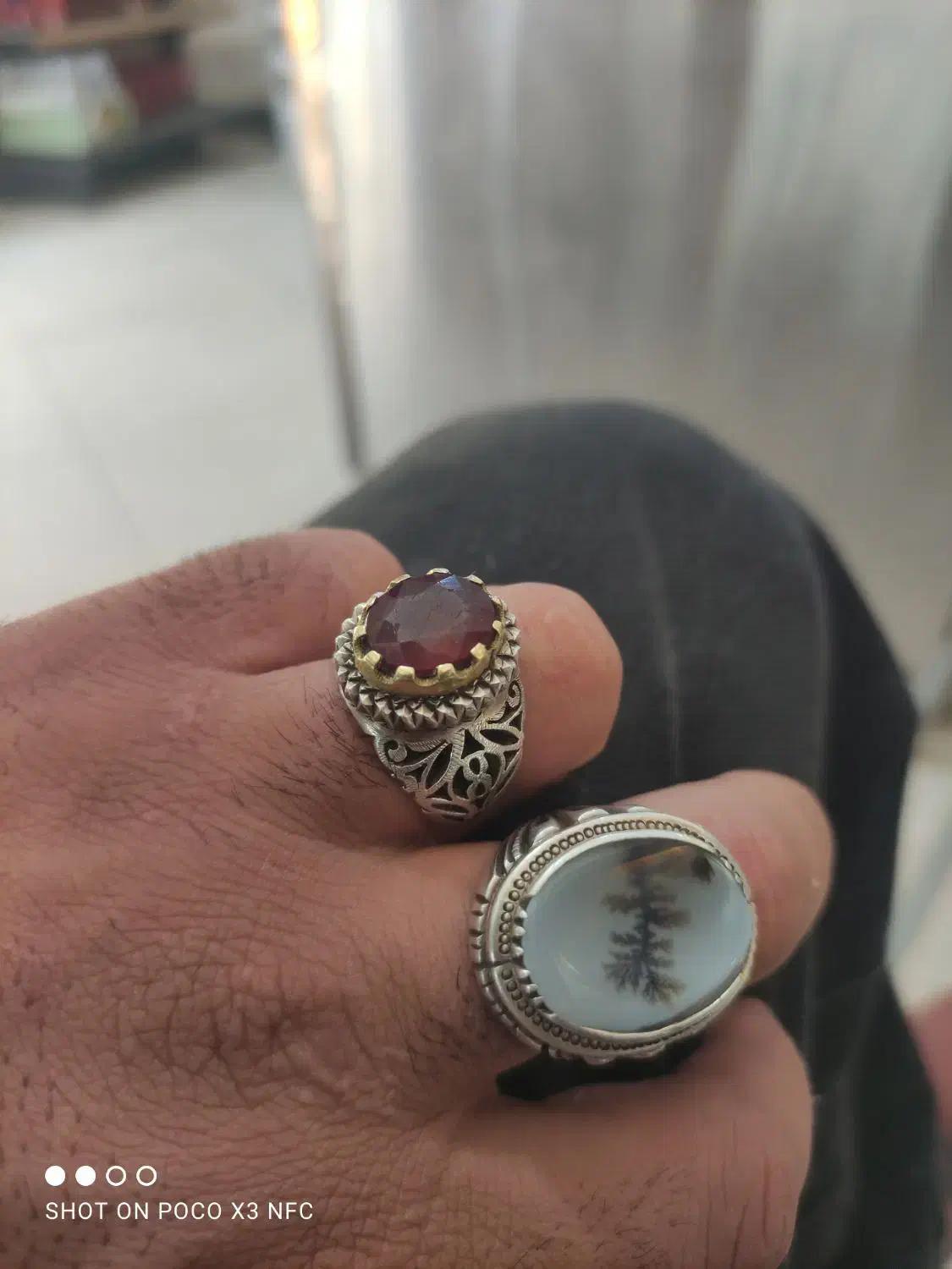 انگشتر یابوت|جواهرات|اصفهان, شیخ اشراق|دیوار