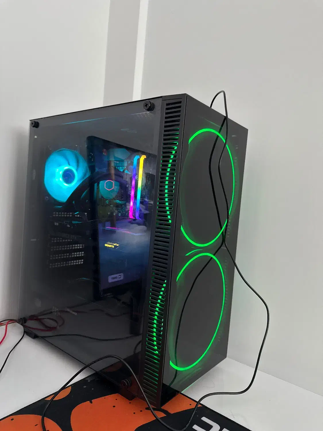 بدنه کیس|قطعات و لوازم جانبی رایانه|همدان, |دیوار