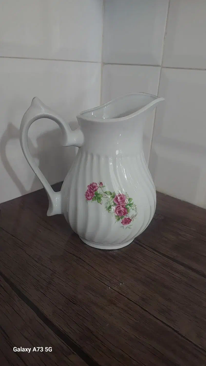 ظروف چینی گل سرخ|ظروف سرو و پذیرایی|قم, شهید صیاد شیرازی|دیوار