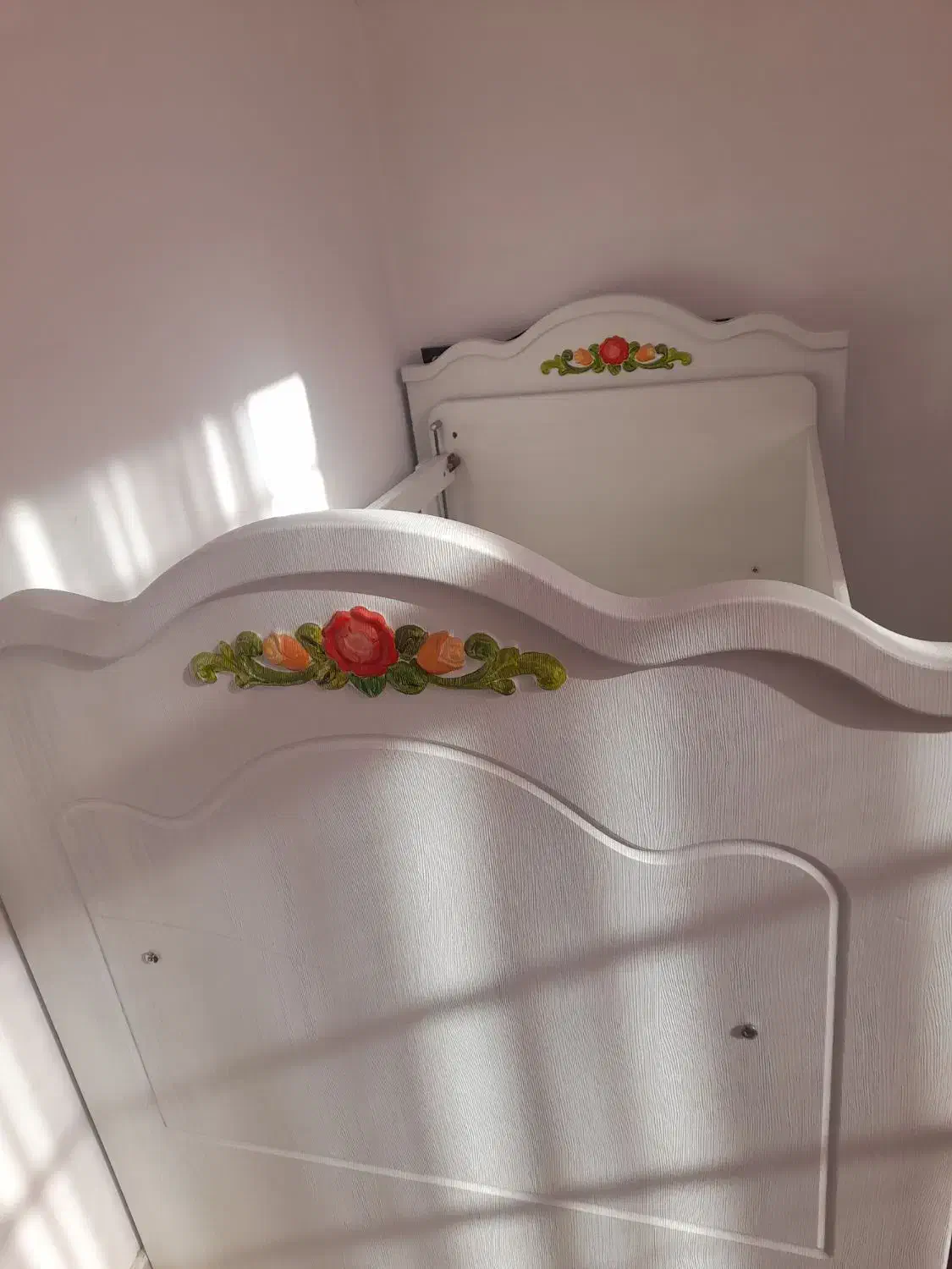 تخت گهوارهای|تخت و سرویس خواب|نیشابور, مازول|دیوار