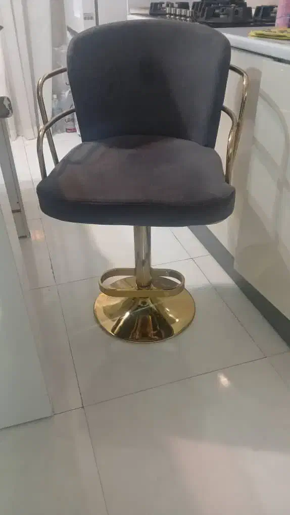 صندلی جک دار|مبلمان خانگی و میز عسلی|تهران, سلسبیل شمالی|دیوار