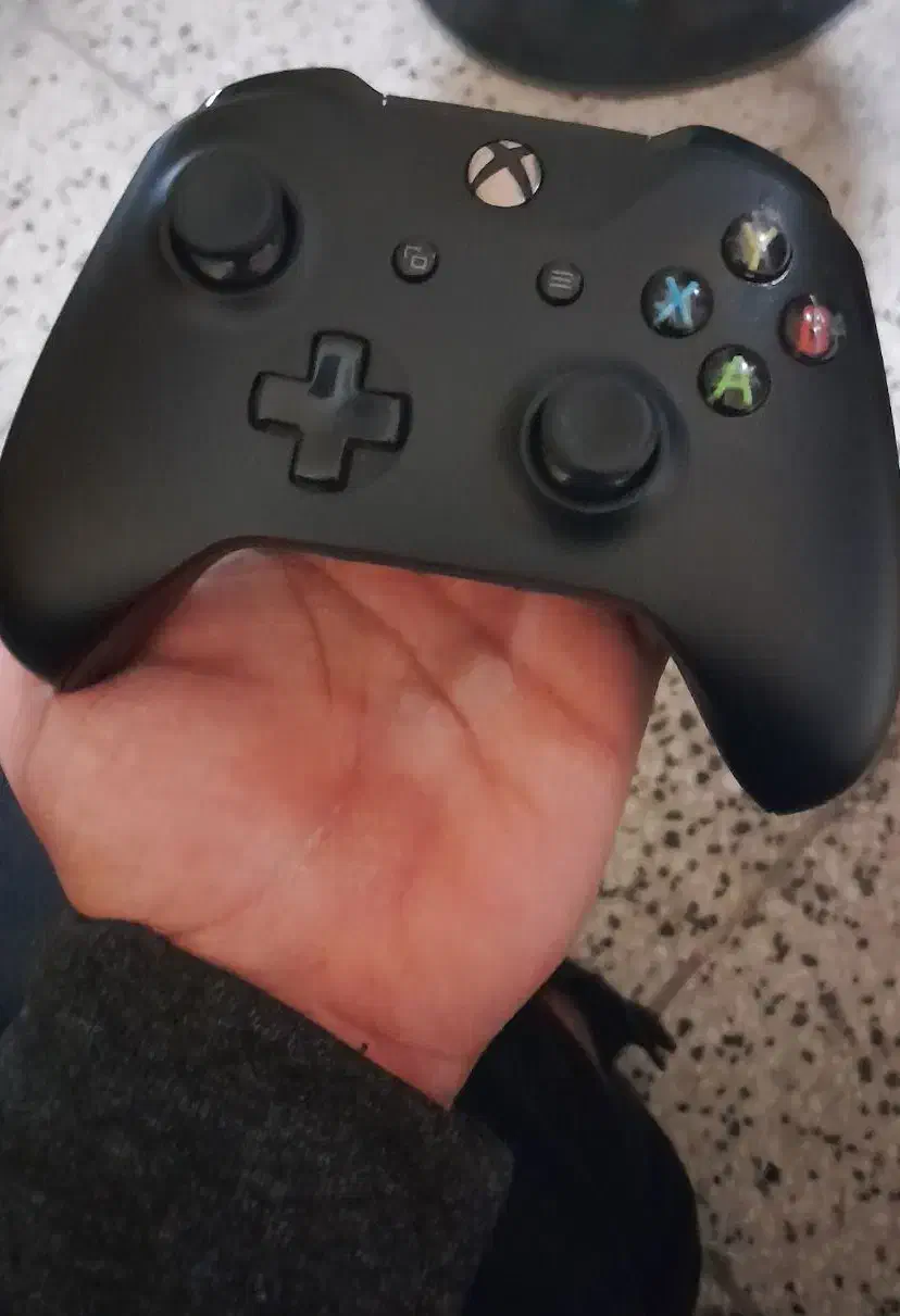 ایکس باکس وان ۵۰۰ گیگ|کنسول، بازی ویدئویی و آنلاین|گرگان, |دیوار