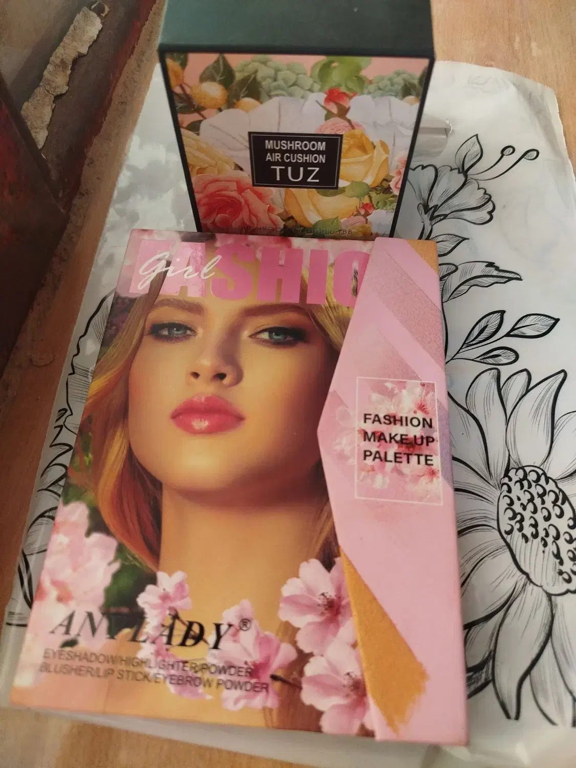 سایه و کرم کوشن|آرایشی، بهداشتی، درمانی|فسارود, |دیوار