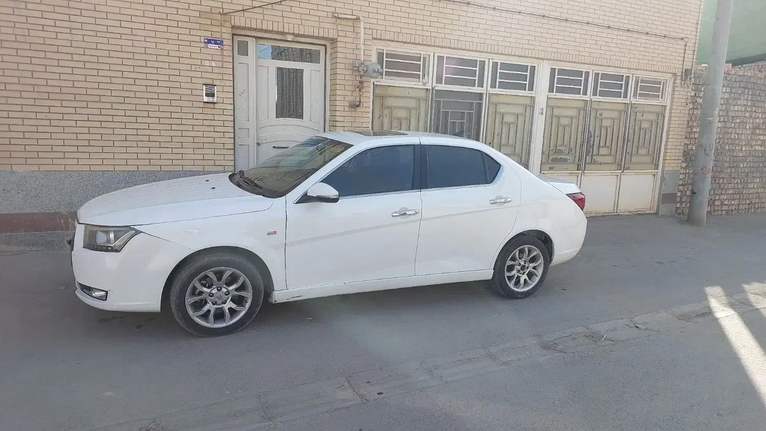 دنا پلاس اتومات|خودرو سواری و وانت|پیر بکران, |دیوار