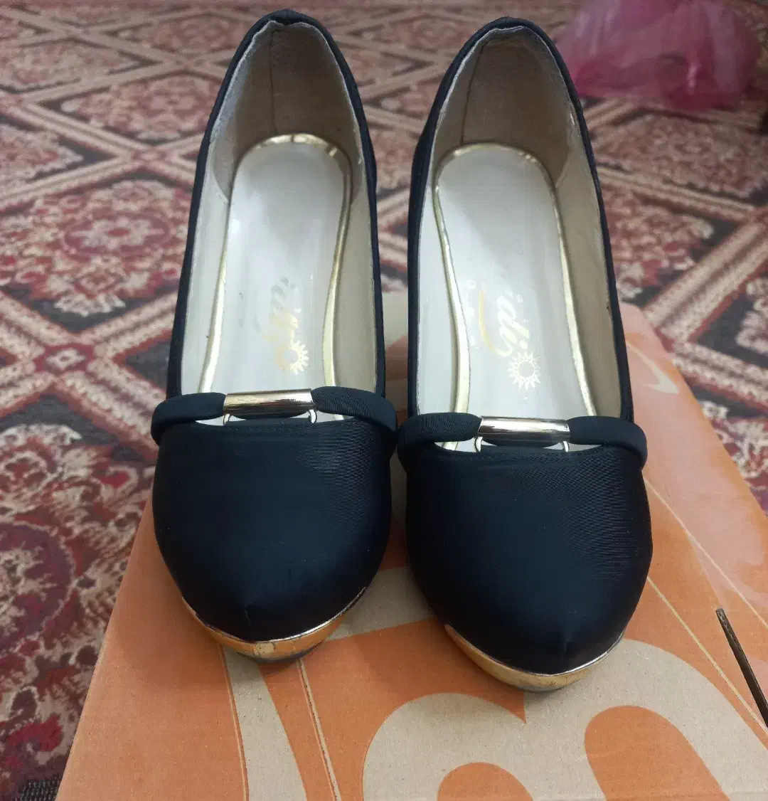 فروش کفش|کیف، کفش، کمربند|خمینی‌شهر, |دیوار