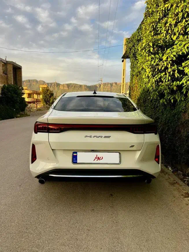 KMC J7 1403|خودرو سواری و وانت|شیراز, شهرک مهدیه|دیوار