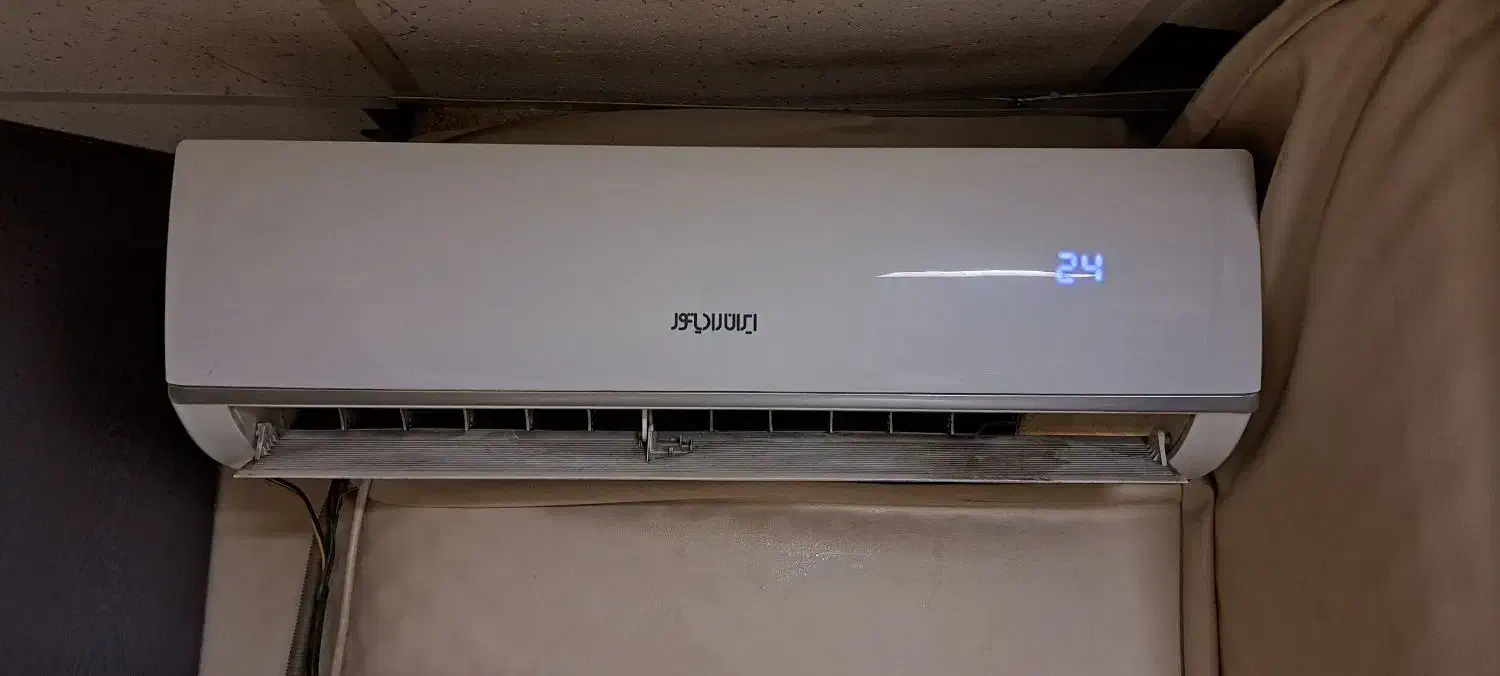 کولر گازی ایران رادیاتور۱۲۰۰۰  کاملا سالم و تمیز|کولر گازی و فن‌کوئل|تهران, صادقیه|دیوار