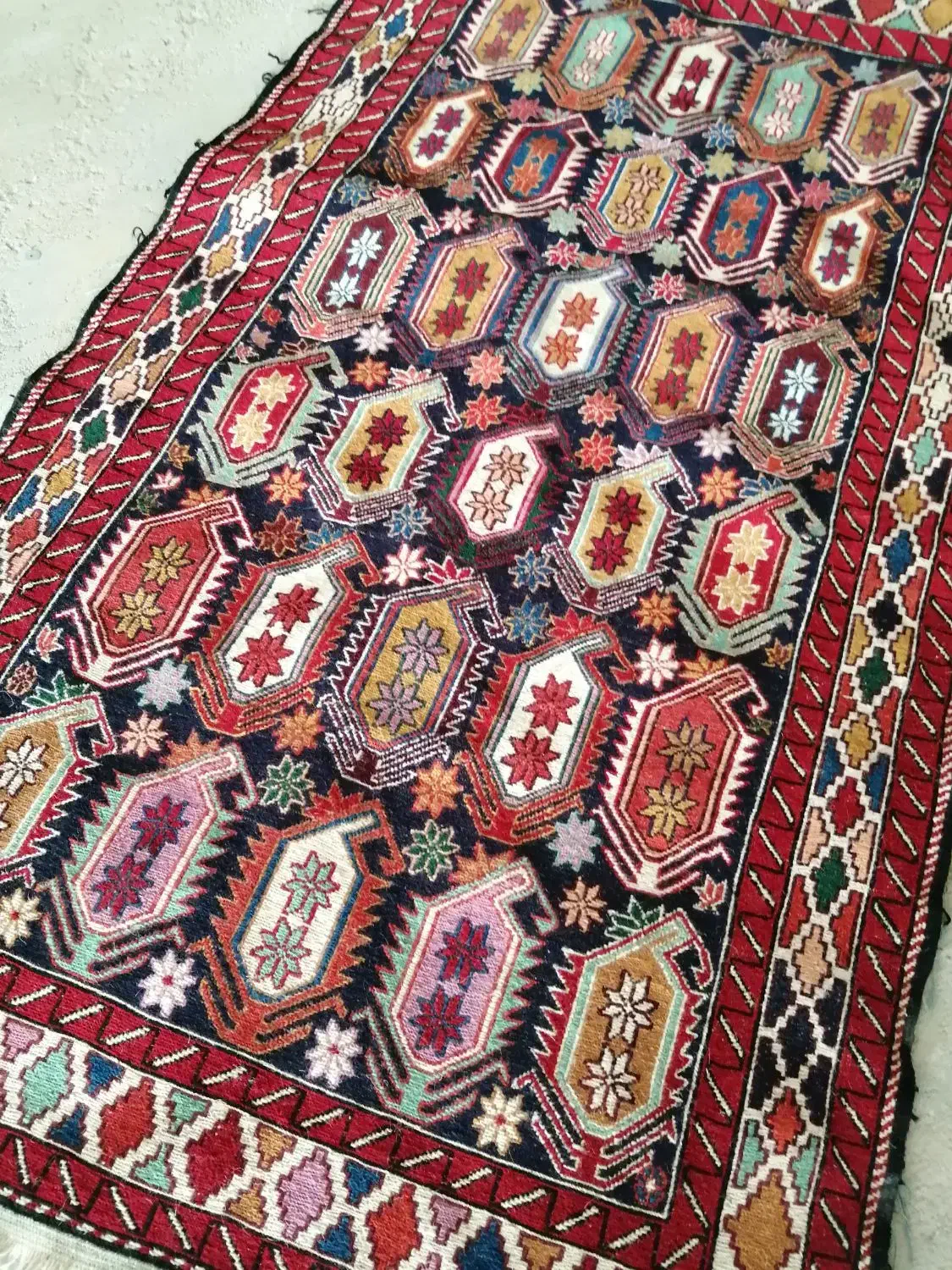 ورنی تمام پشمی دستبافت|فرش|تبریز, |دیوار