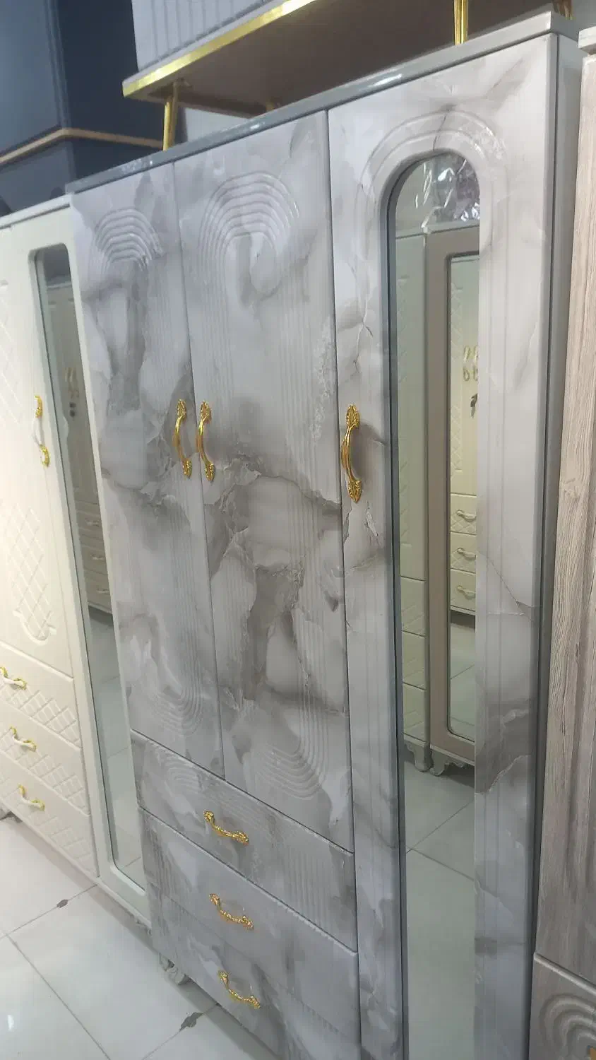 کمد لباسی|جاکفشی، کمد، دراور|بندرعباس, |دیوار