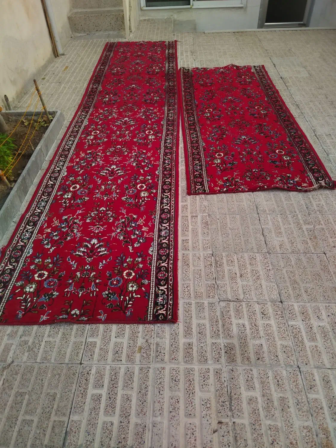 ۲عددکناره و  ۲۰۰۰۰۰۰یک عدد موکت۵۰۰۰۰۰|فرش|تبریز, |دیوار