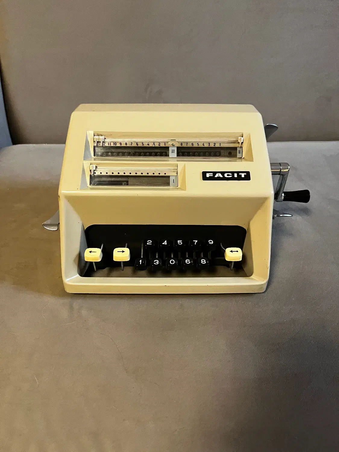 ماشین حساب قدیمی facit|کلکسیون و سرگرمی|تهران, دبستان|دیوار